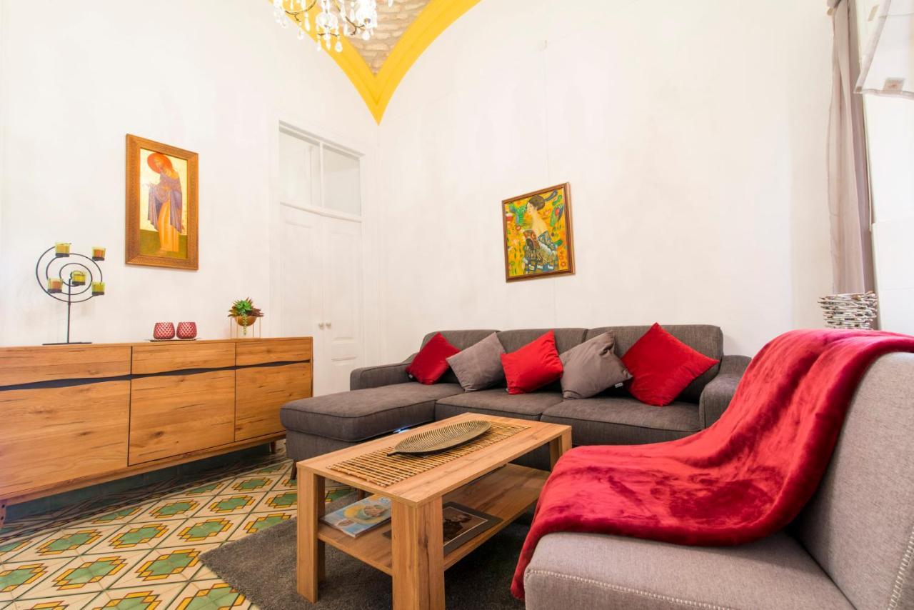 Charming Town House Just 500M From The Marina And Its Well Known Typical Market Olhao Exterior photo
