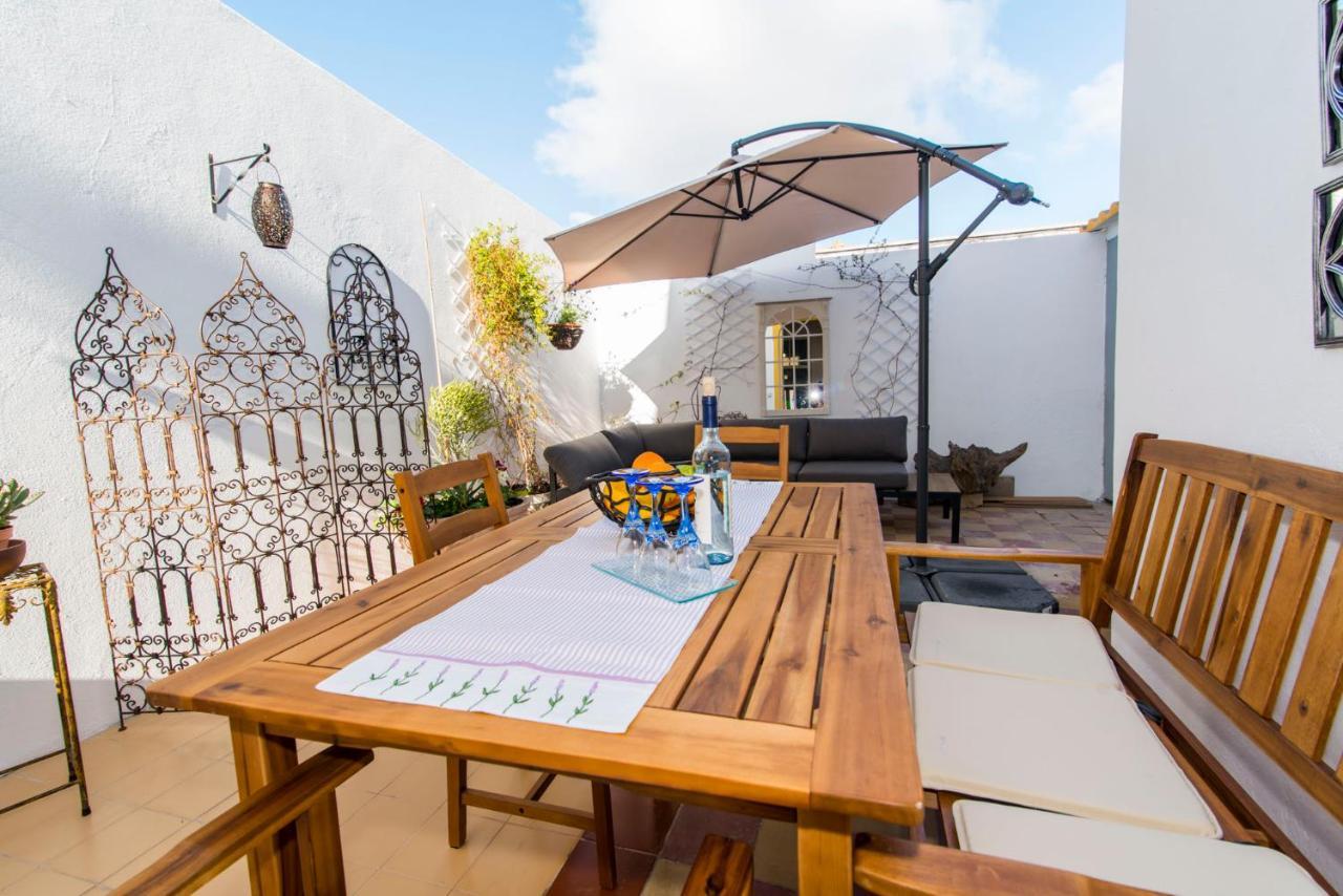 Charming Town House Just 500M From The Marina And Its Well Known Typical Market Olhao Exterior photo